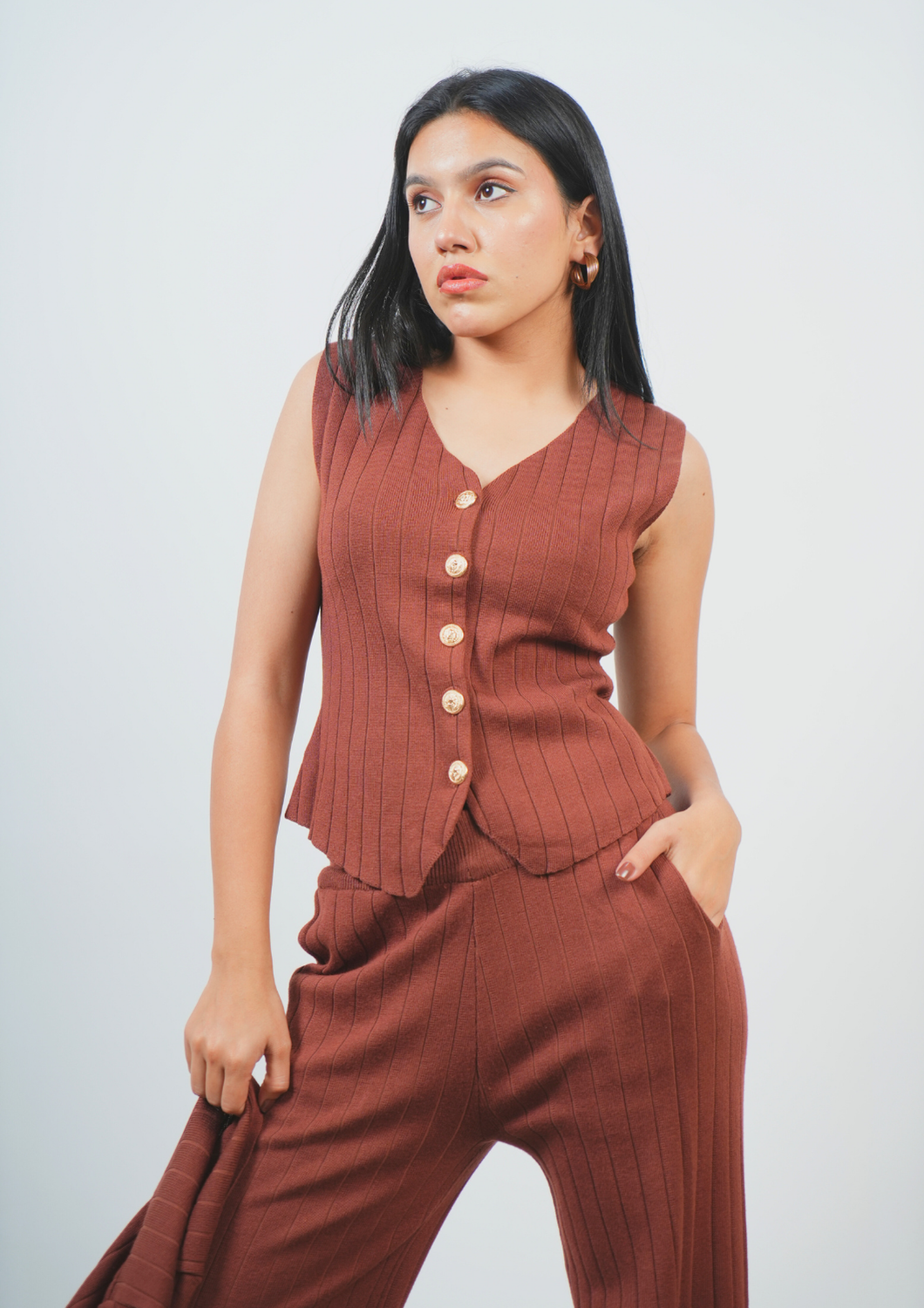 Classy Beige Three-Piece Set for a Timeless Style