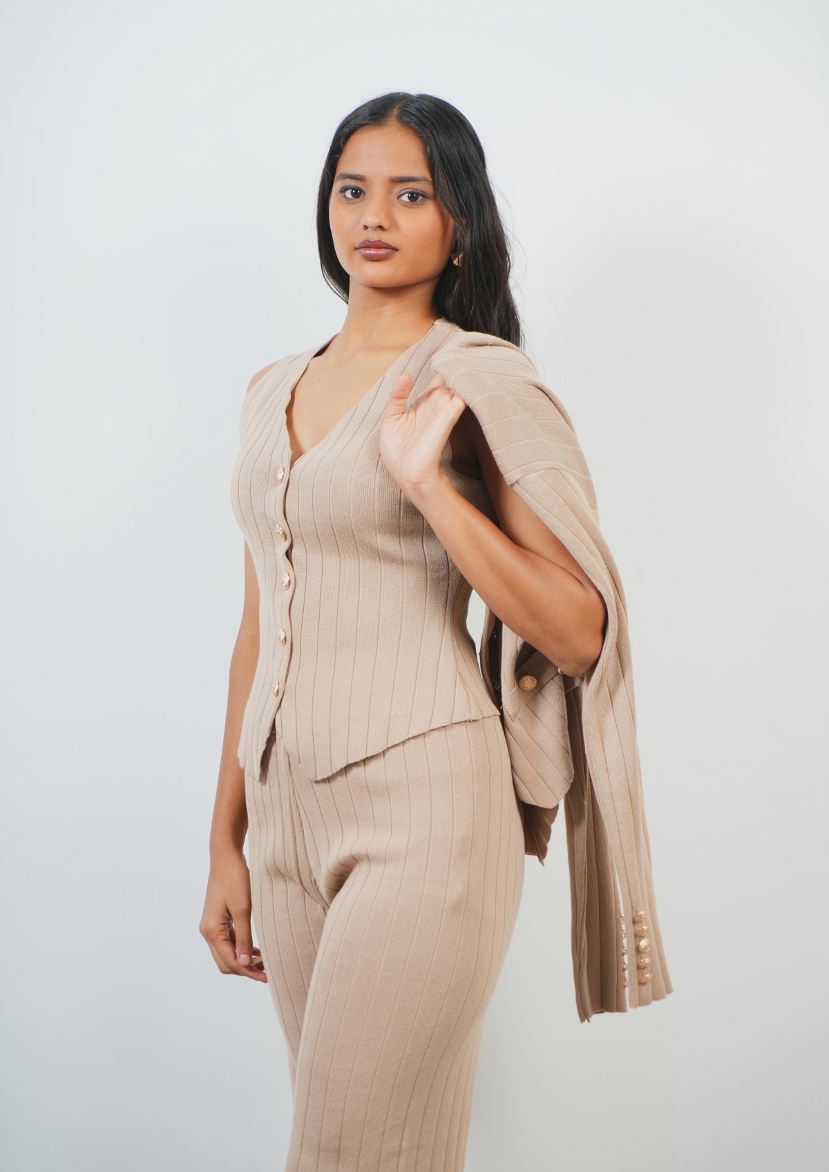 Classy Beige Three-Piece Set for a Timeless Style