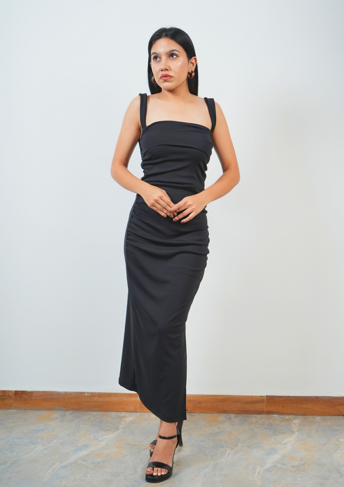 Stylish Backless Midi Dress with a Charming Back Bow Knot