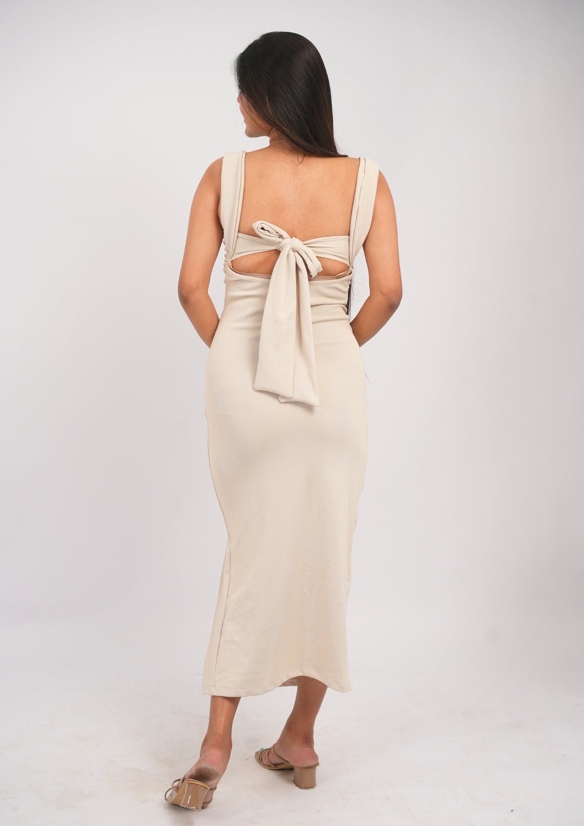 Stylish Backless Midi Dress with a Charming Back Bow Knot