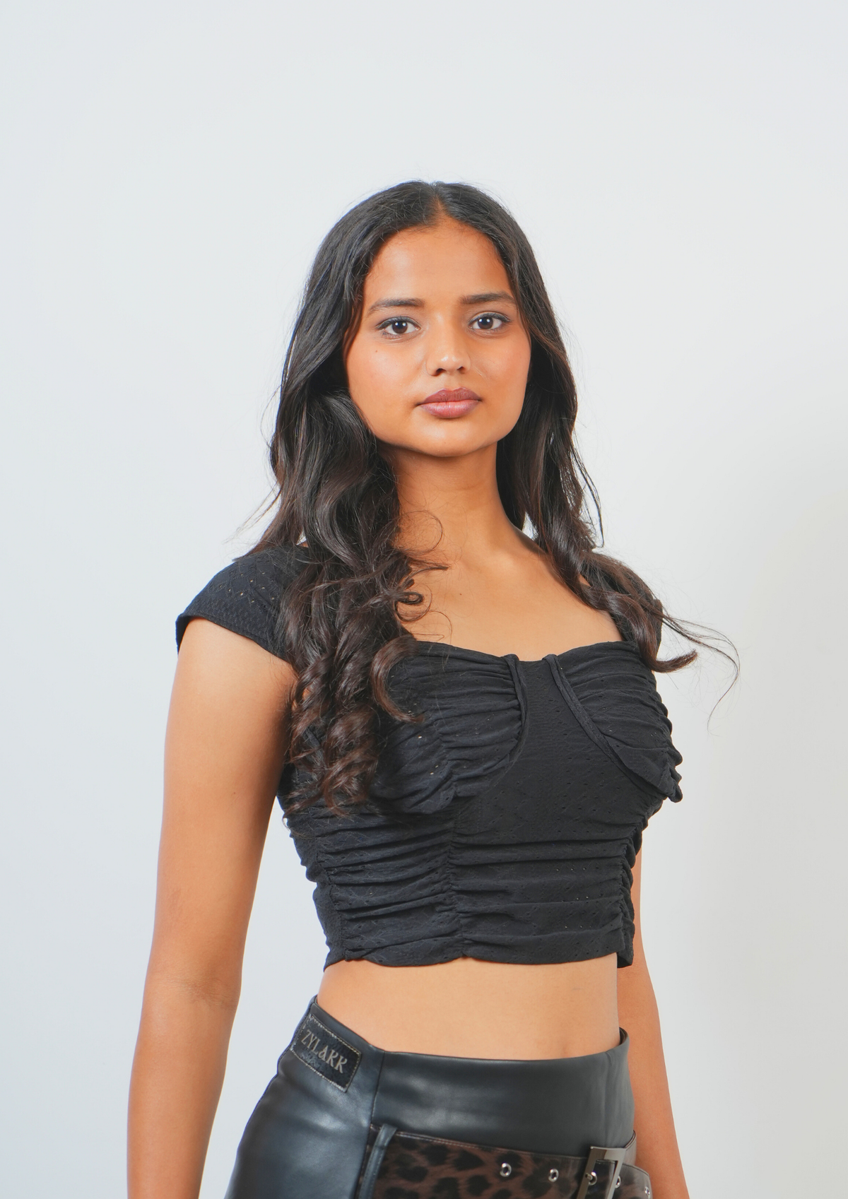 Casual yet Chic Broad Sleeves Crop Top