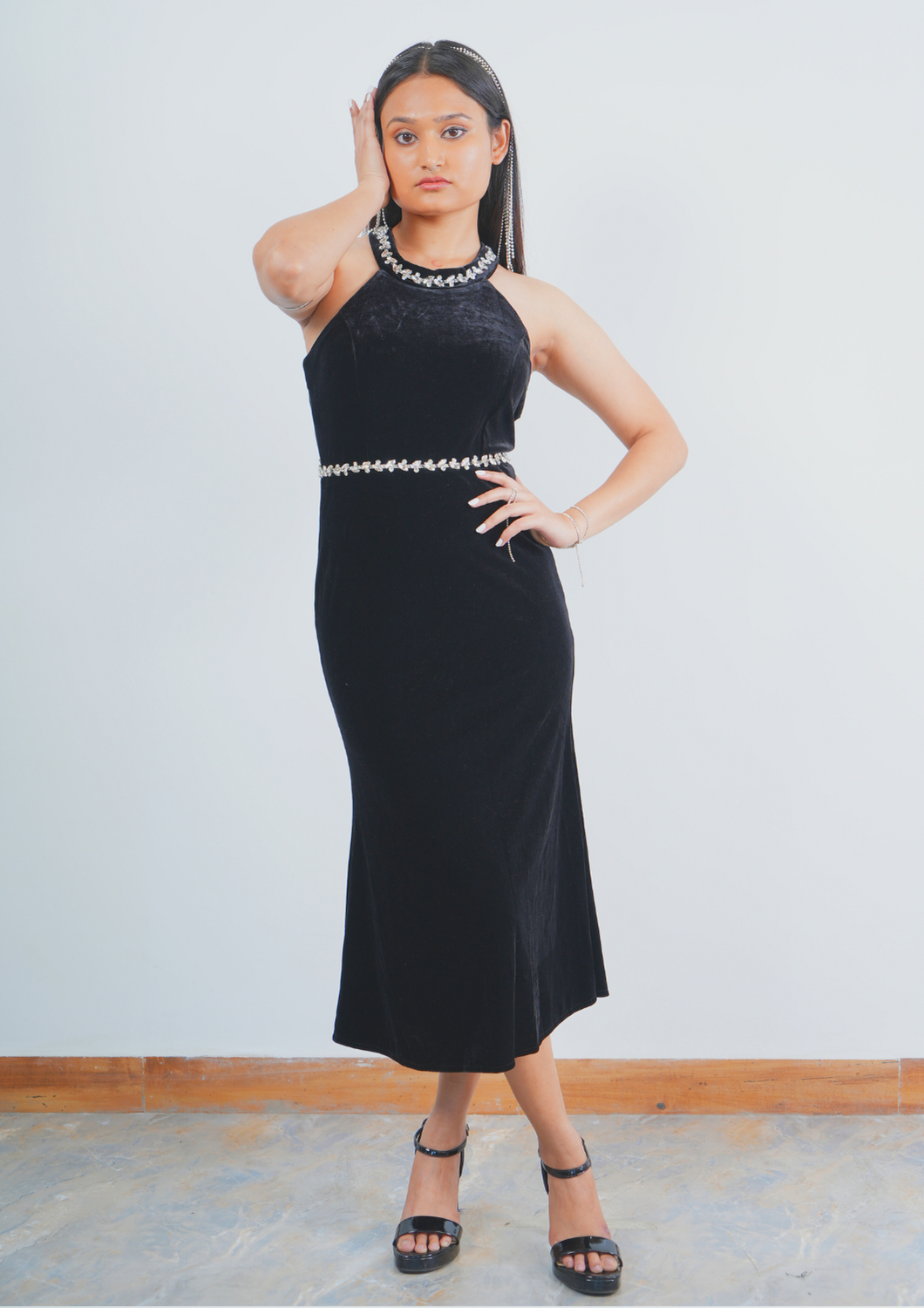 Timeless velvet, sparkling diamonds, Short Dress