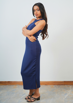 Stunning Long Midi Dress with a Flattering Sweetheart Neckline