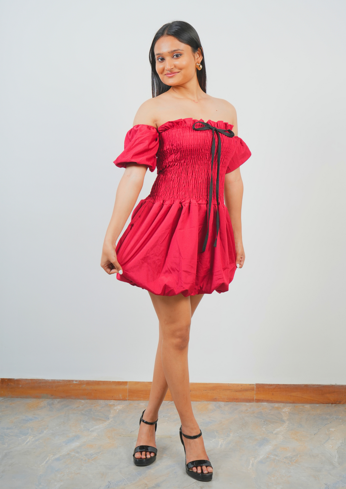 Cute Balloon Dress Featuring a Front Tie Accent