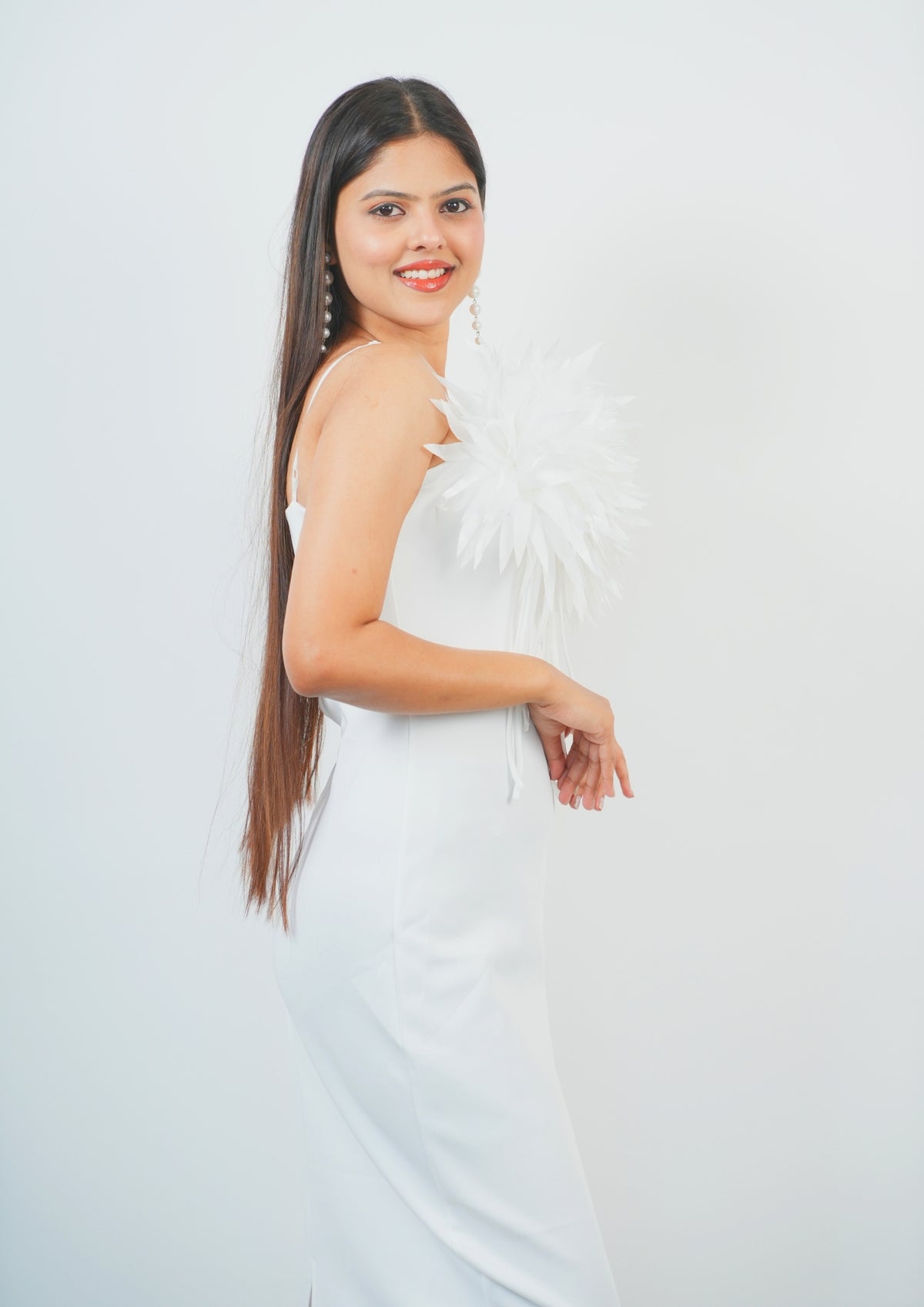 Stunning Long A-Line Evening Dress with Delicate Leaf Feather Accents
